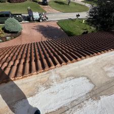 Perfect-two-story-home-roof-soft-wash-cleaning-in-port-Salerno-Stuart-Florida 3