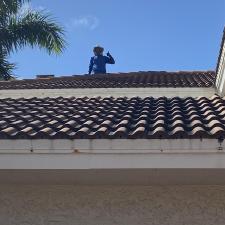 Perfect-two-story-home-roof-soft-wash-cleaning-in-port-Salerno-Stuart-Florida 4